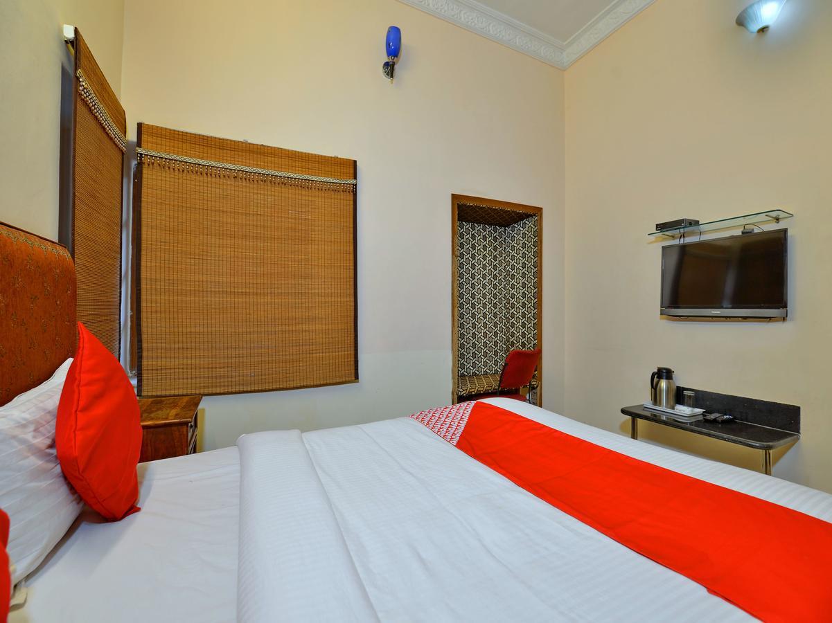 Oyo 9900 Hotel Pioneer Plaza Dźodhpur Zewnętrze zdjęcie