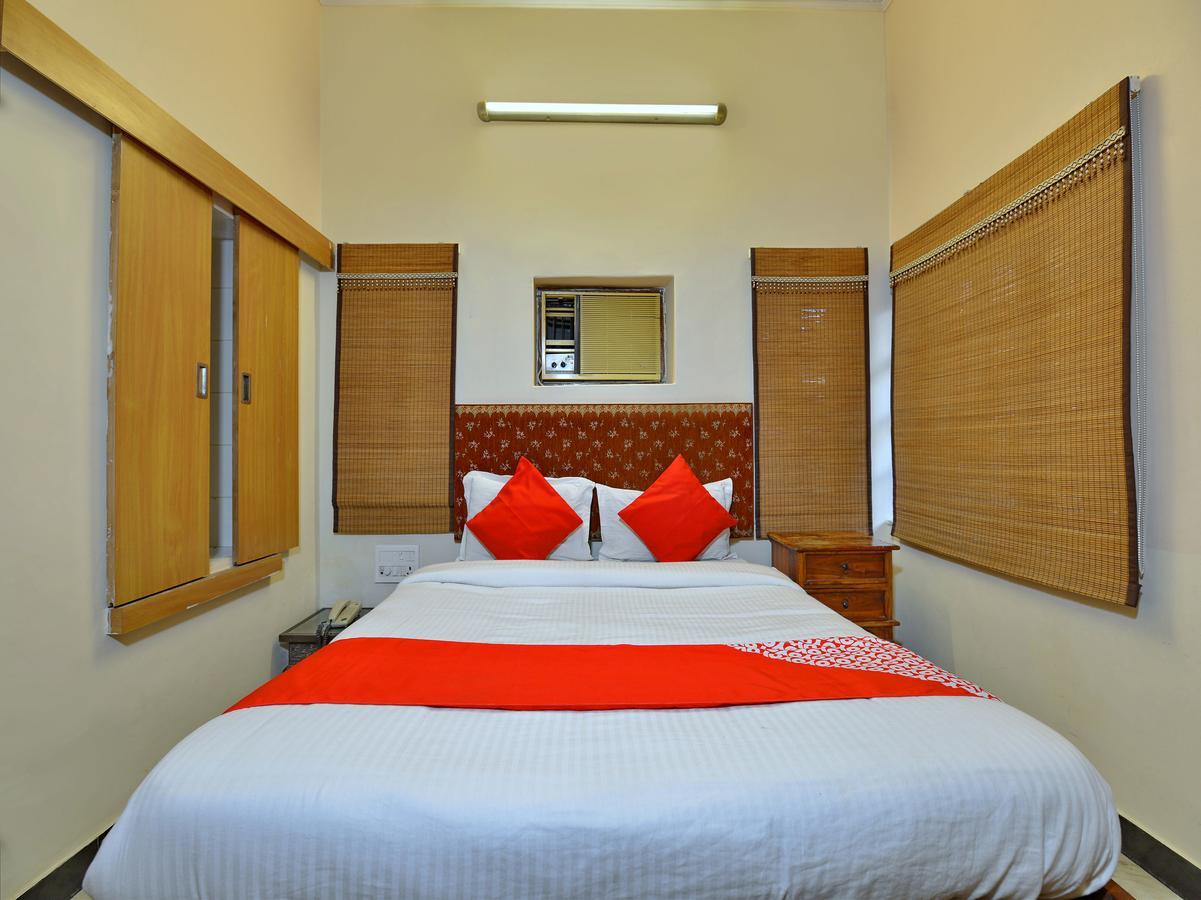 Oyo 9900 Hotel Pioneer Plaza Dźodhpur Zewnętrze zdjęcie