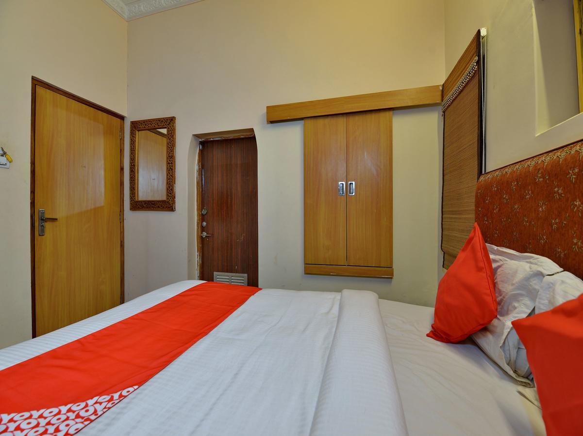 Oyo 9900 Hotel Pioneer Plaza Dźodhpur Zewnętrze zdjęcie