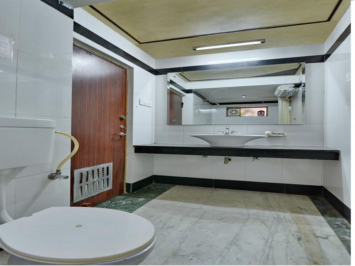 Oyo 9900 Hotel Pioneer Plaza Dźodhpur Zewnętrze zdjęcie