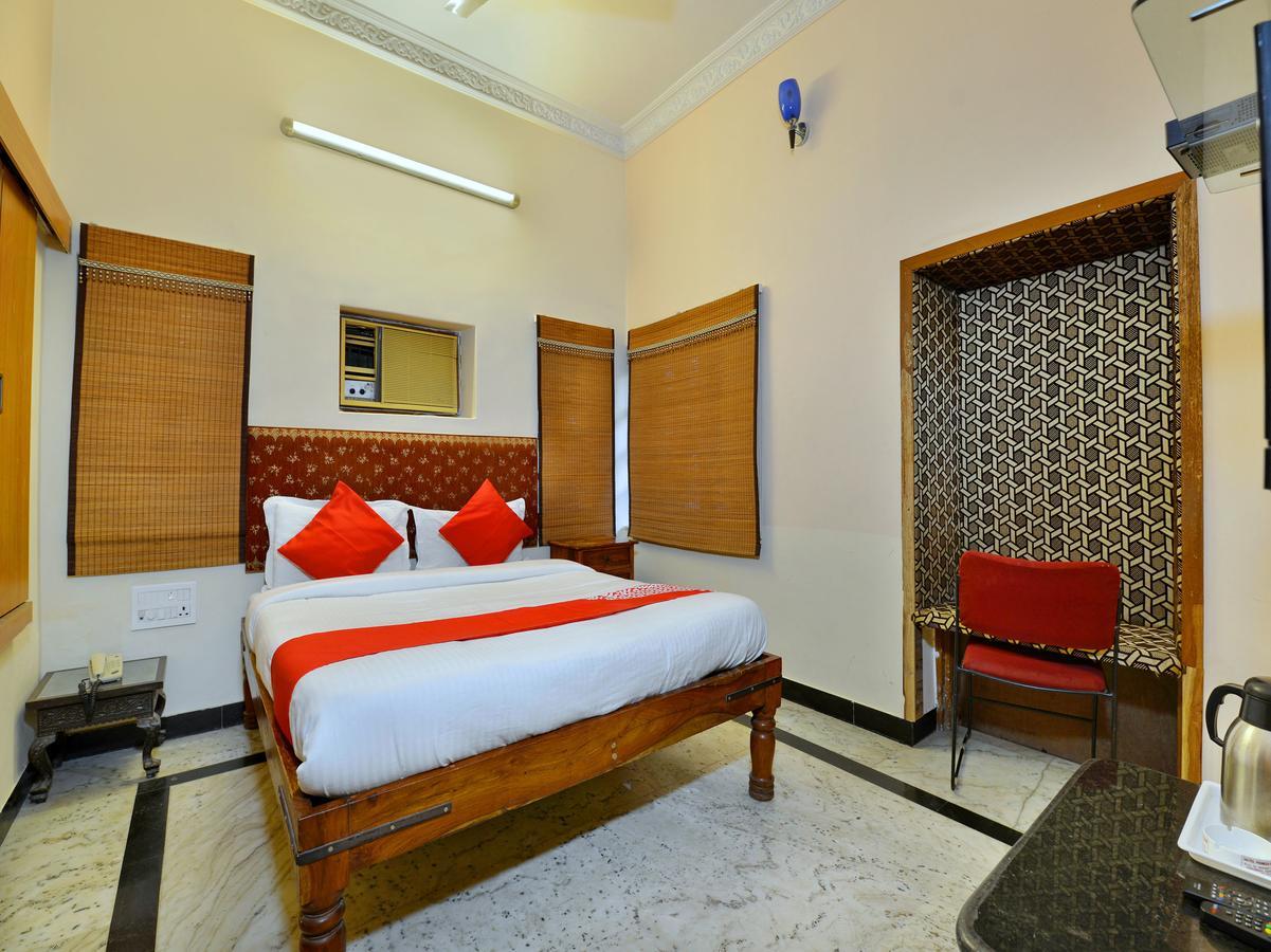 Oyo 9900 Hotel Pioneer Plaza Dźodhpur Zewnętrze zdjęcie