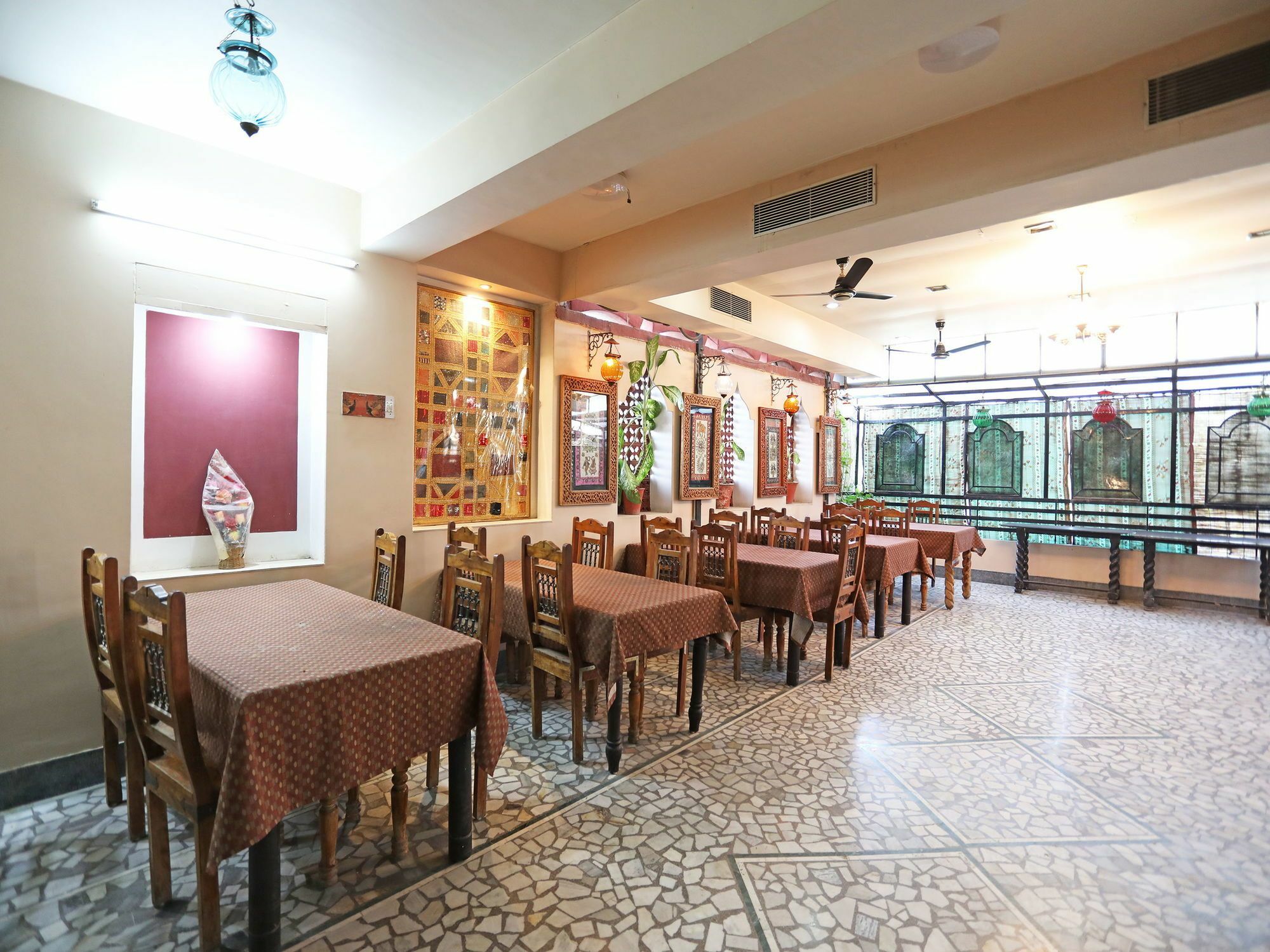 Oyo 9900 Hotel Pioneer Plaza Dźodhpur Zewnętrze zdjęcie