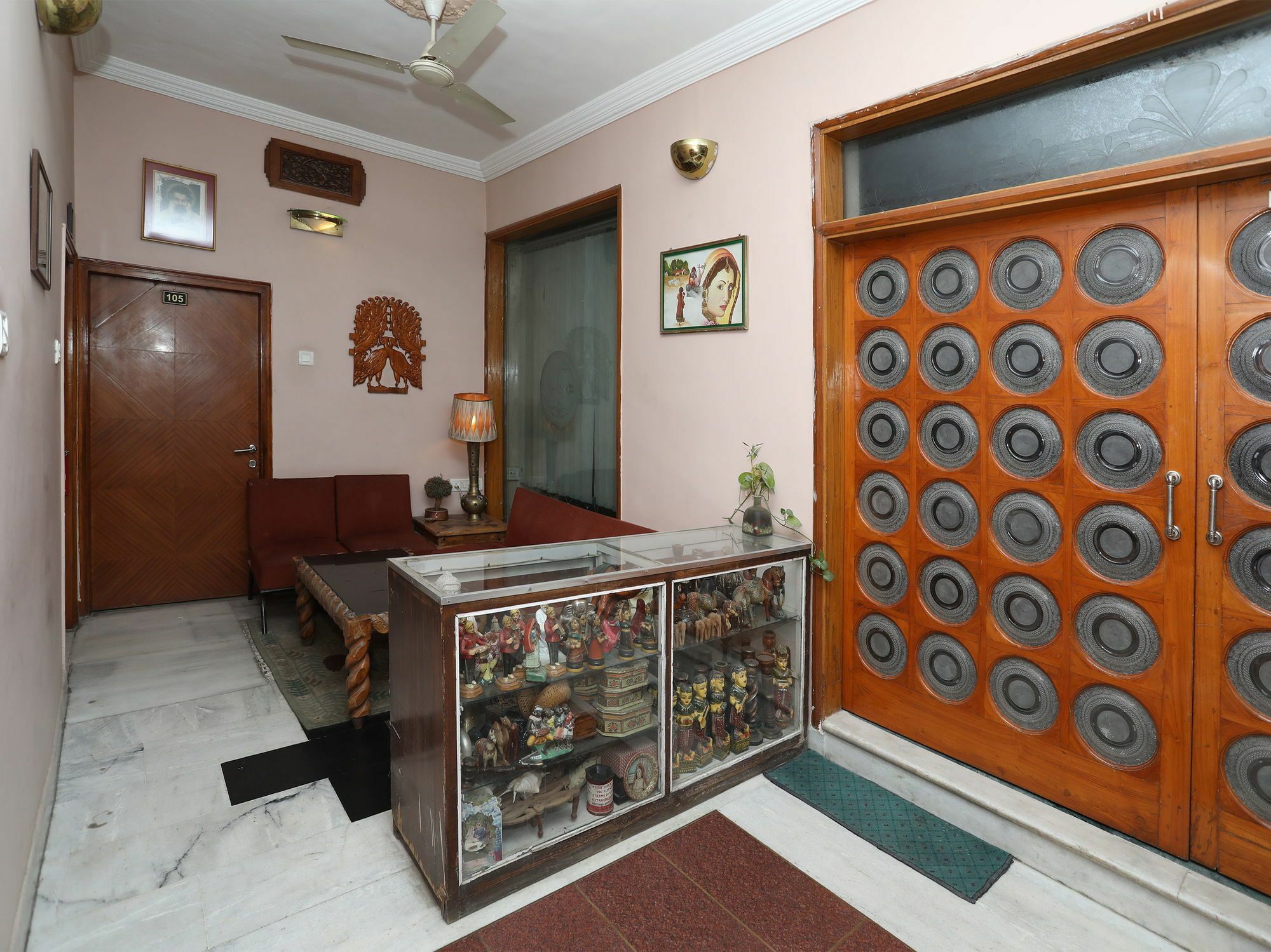 Oyo 9900 Hotel Pioneer Plaza Dźodhpur Zewnętrze zdjęcie